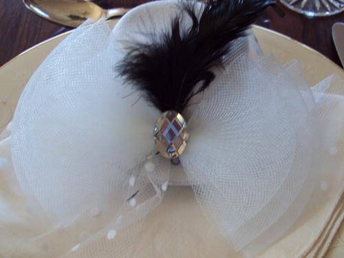 MINI HAT / FASCINATOR - BURLESQUE MILLINERY
