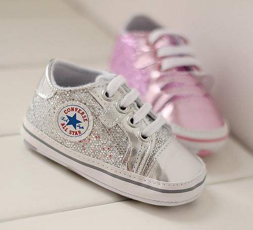 Converse toddler shoes for cool babies.