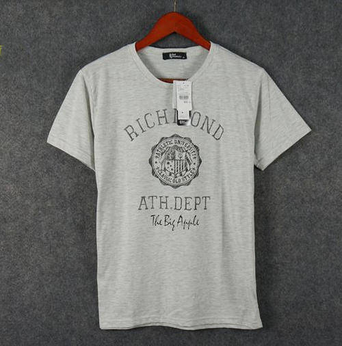 Brand new Real Standard men's short-sleeved T shirt.