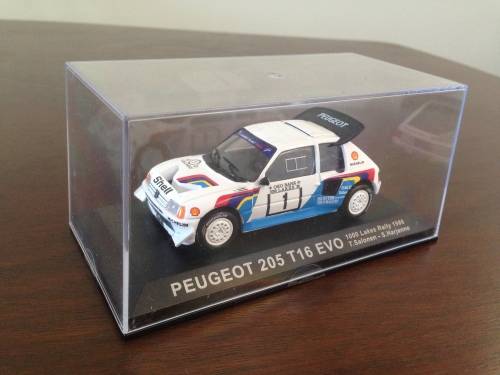 IXO/De Agostini  Peugeot 205 T16 EVO - 1000 Lakes Rally 1986