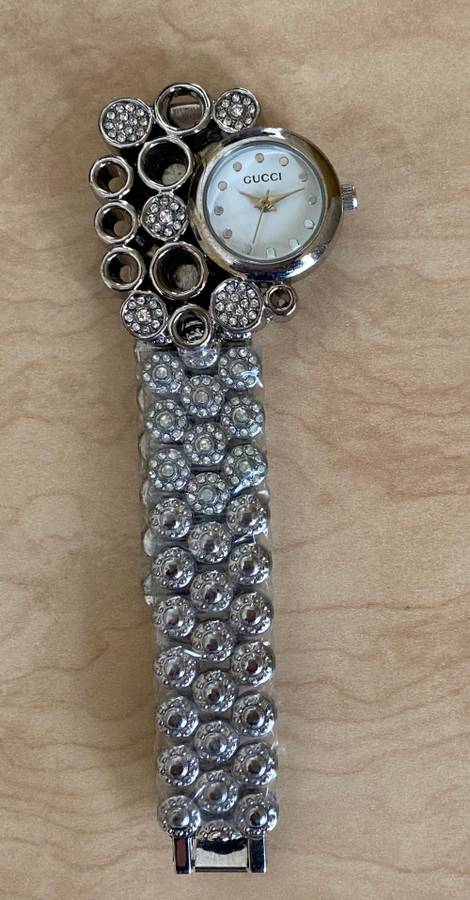 GUCCI WATCH AND PERFUME SET