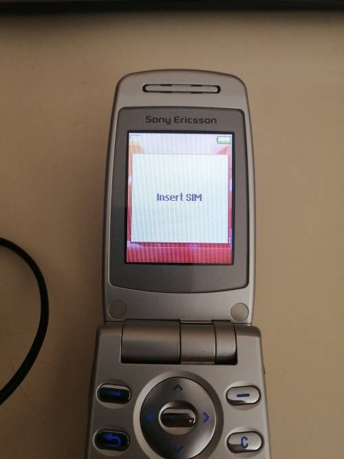 Sony Ericsson Flip Up Cellphone