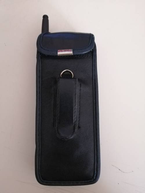 Nokia 2110 in Original Box with charger (Does Not Charge)