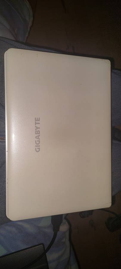 Gigabyte Mini Laptop