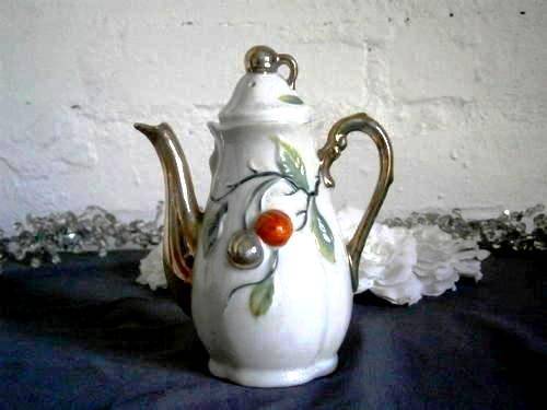Beautiful Porcelain Tea Pot