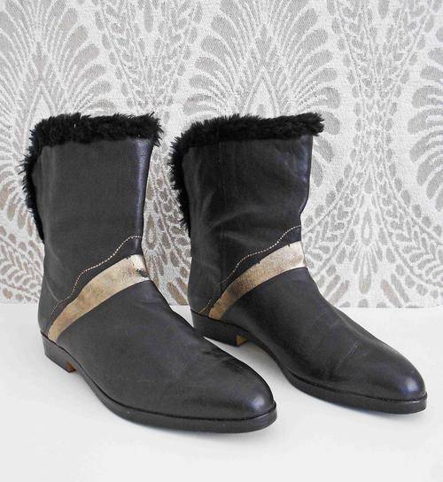 SALE!! Vintage 80's Leather Boots* Black & Gold* Size 5