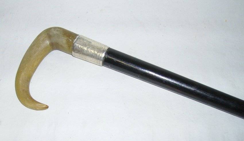Aumy - Old Walking Stick With Hallmarked Silver Collar