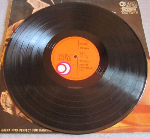 Dan Hill Sounds Electronic 8 (RPM 1037)