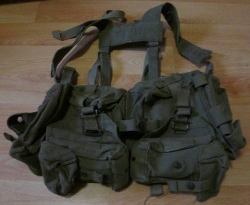 SADF WEBBING KIDNEY AND AMMO POUCHES