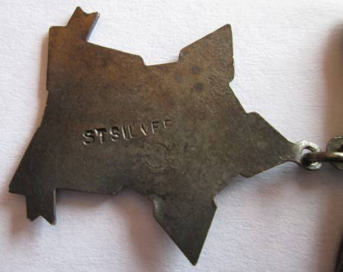 VAN RIEBEECK 1652-1952 COMMEMORATIVE FESTIVAL BROOCH (STERLING SILVER)