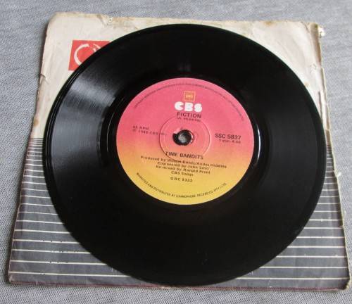 TIME BANDITS -1985 FICTION/ENDLESS ROAD (SSC 5837) 45 RPM RECORD - A3335