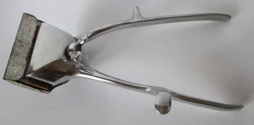 1940`s VINTAGE A HAIR CLIPPER BY BURMAN MADE IN ENGLAND IN ORIGINAL BOX - W12