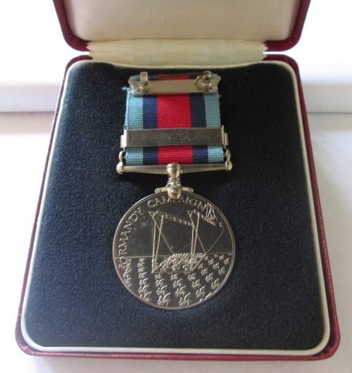 WWII NORMANDY 1944 MEDAL No 10189 - RAK482
