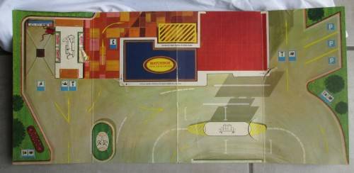 1970 SERVICE STATION FORECOURT MADE IN ENGLAND LESNEY - RAKV/5