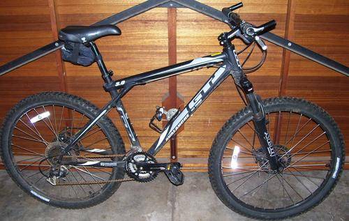 Mens GT Mountain Bike