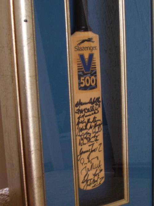 Proteas Signed & Framed Mini Cricket Bat