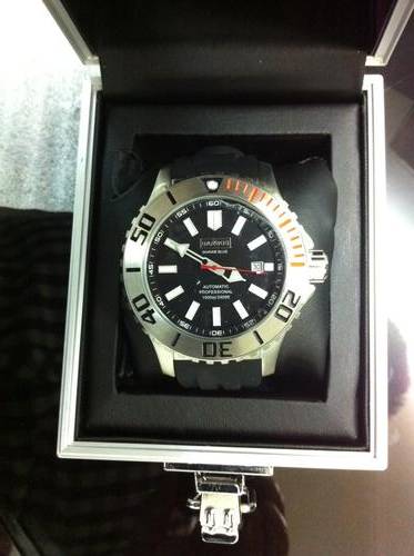 Barbos Marine 1000M divers watch