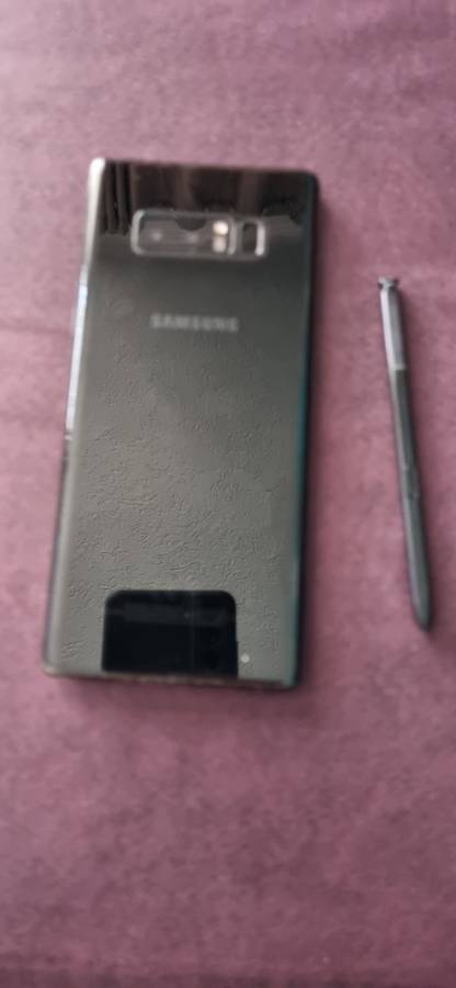 Samsung Note 8 repair or parts - NB PHONE WORKS, NEEDS NEW SCREEN