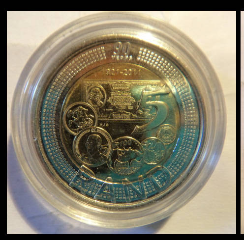 Crazy R1 Start! 2011 Reserve Bank 90th Birthday Commemoration R5 (Encapsulated & MINT STATE)