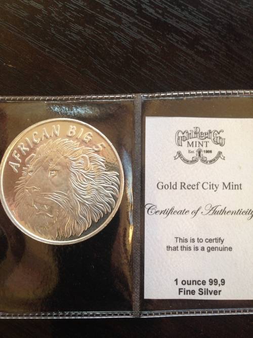 #  BIG 5  LION   #   1oz  999.9%  #   PURE SOLID SILVER  ROUND    CERTIFIED