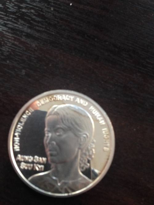 RARE  1991  NOBEL PEACE PRIZE    AUNG SAN SUU KYI  OF MYANMAR   1oz FINE SILVER