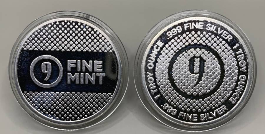 (  LOW START  )    9FINE  ROUND     1oz   999.9%    PURE SOLID SILVER AND CAPSULED