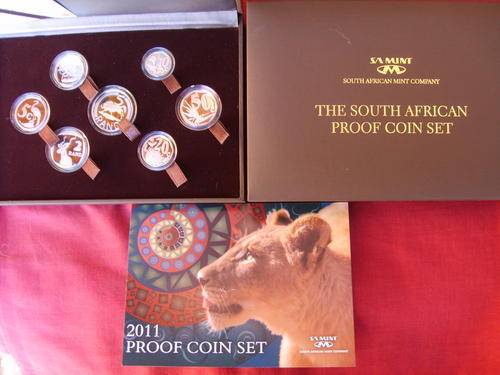 THE NEW 2011 PRESENTATION OF THE SOUTH AFRICAN PROOF COIN SET @ A CRAZY R1 R1 R1 R1 R1