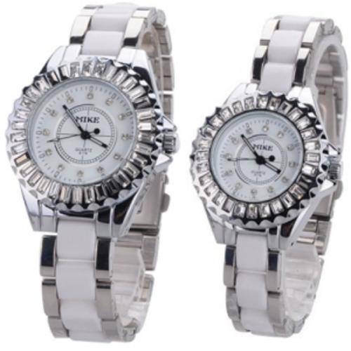Luxury Fashion Men Women Couple Wristwatch With Rhinestone Scale