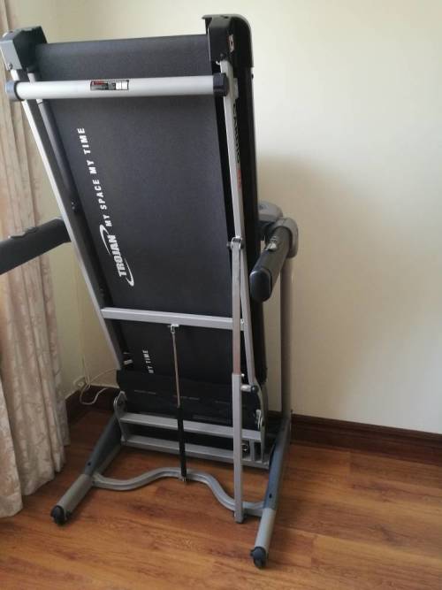 Trojan Cario 470 treadmill
