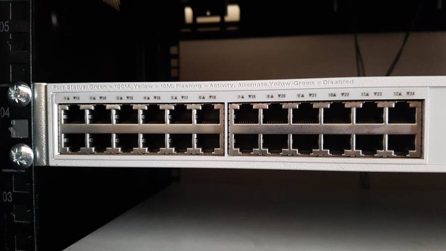 3Com SuperStack 3 Switch 3226 - 24 ports