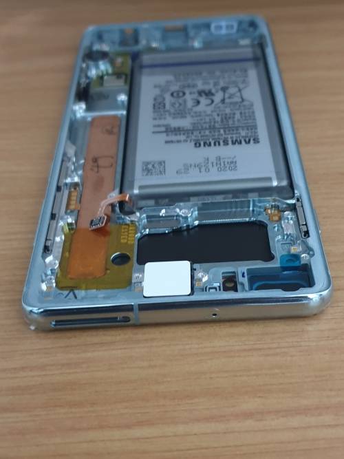 SAMSUNG GALAXY S10 PLUS LCD SCREEN WITH BATTERY - ORIGINAL PART