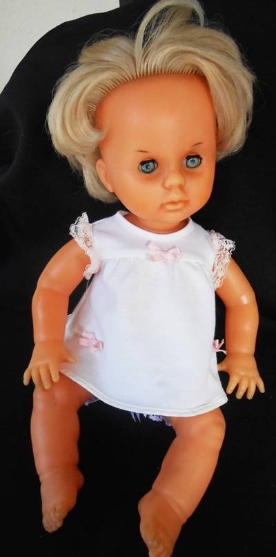 Collectable First Love Doll from 1978 in perfect condition with original dress.