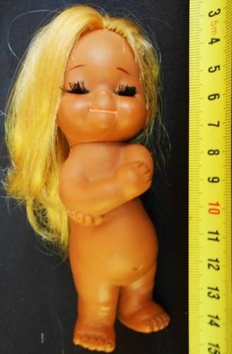 Vintage collectable IMPCO Sun Bunnies doll  sassy doll or hula doll hugging herself 1960 s