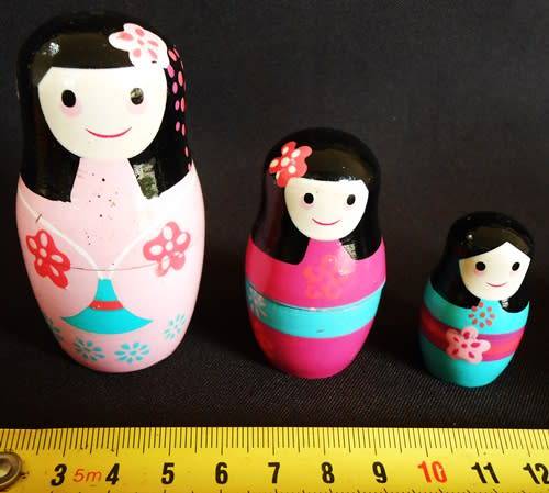 nesting dolls set of three dolls