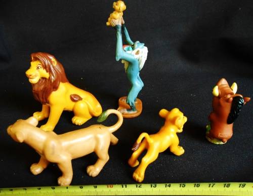 collectible disney figures from the lion king 5 figures