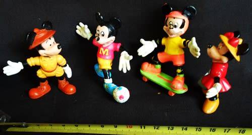 collectible disney figures mickey mouse and minnie mouse