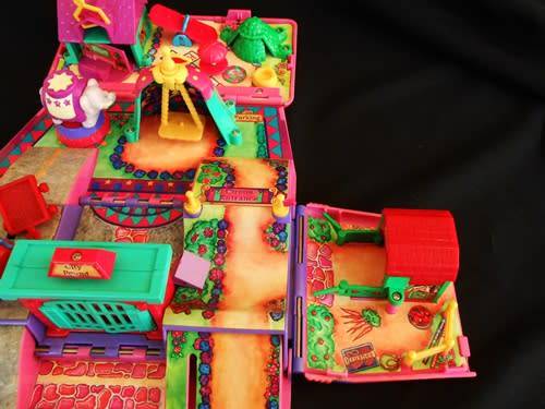 Vintage Pound Puppies Van Bus Circus Playground With 6 Puppies Play Set 1995 EUC