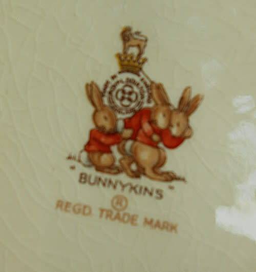 collectable vintage Royal Doulton Bunnikins nursery plate