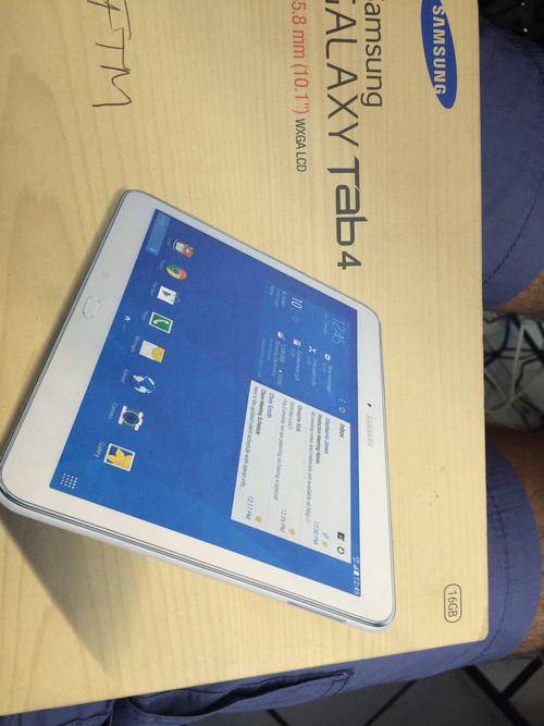 *brand new* samsung tab 4 t53510.1" model! 16gig wifi AND LTE !! WHITE!!!