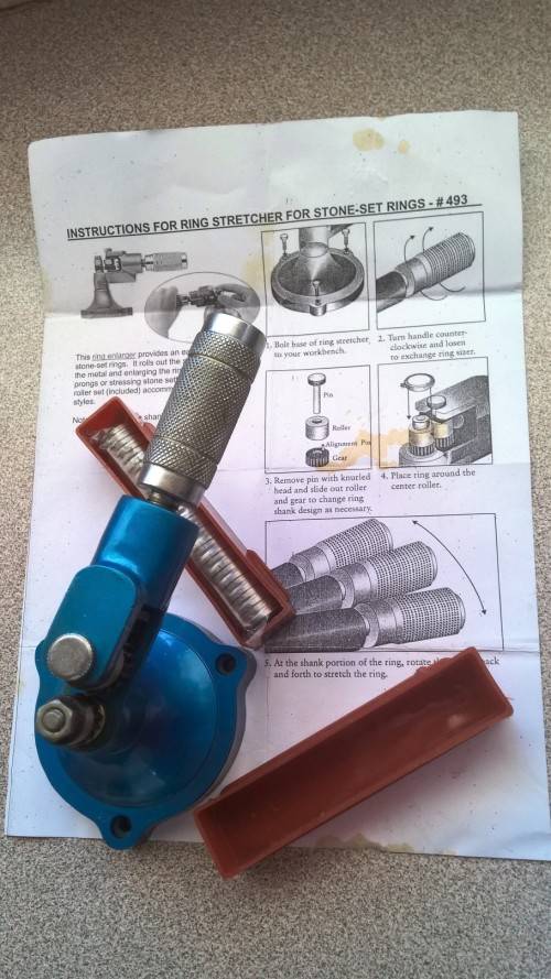 Jewellery equipment/tools * used * Ring stretcher/roller for stone-set rings * As new