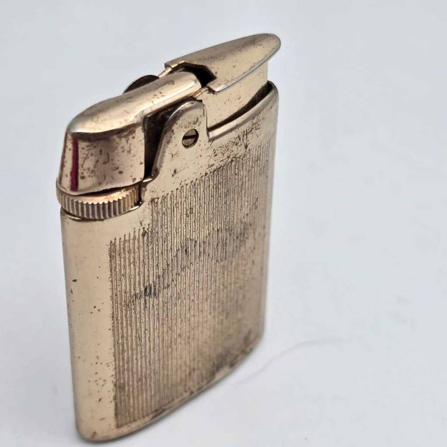 Vintage Ronson Varaflame Lighter