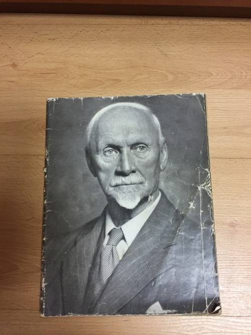 A salute to a great South African Jan Christiaan Smuts souvenir book 1950