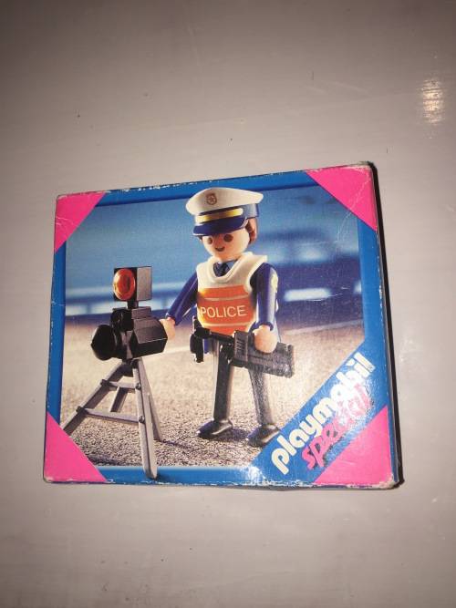 PLAYMOBIL Policeman Traffic Cop Officer - in sealed box