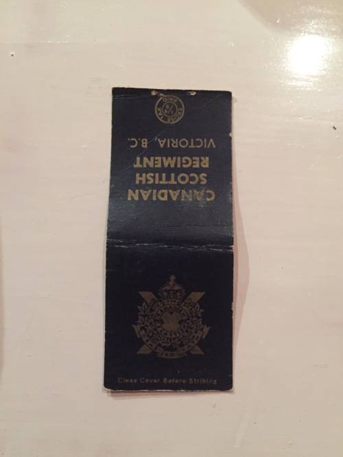 Matches Matchbox Match Book Military WW2 era Canadian Scottish Regiment logo - 1940s
