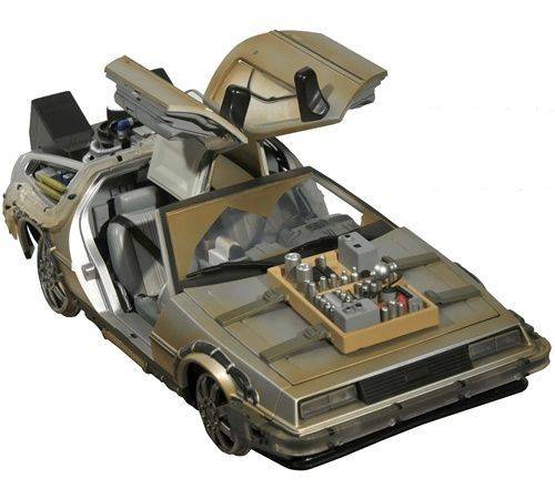 BACK TO THE FUTURE Part 3 De Lorean Movie car - Electronic sounds - Massive size of 1:15 scale