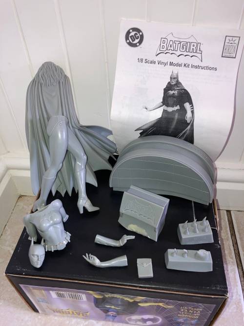 BATGIRL from Batman figure HORIZON models kit 1996