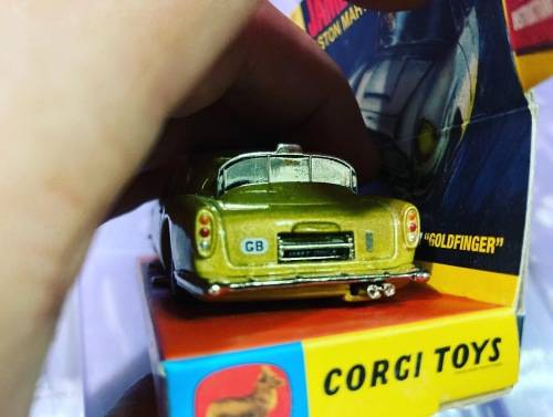 CORGI 261 James Bond Aston Martin DB5 2020 anniversary reissue - mint in box