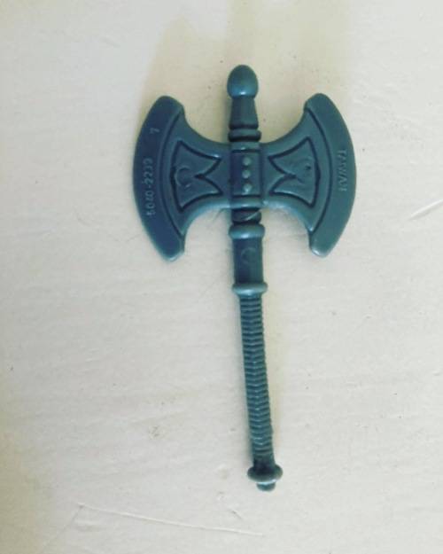 Original Vintage He-man AXE from 1981 from He-man Masters of the Universe range 100% complete