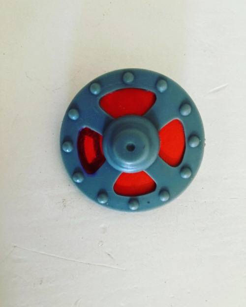 Original Vintage He-man SHEILD from 1981 from He-man Masters of the Universe range 100% complete