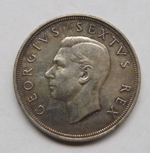 ** 1949 5 Shillings / CROWN ** -  80% SILVER content = 22.62gms - Nice coin